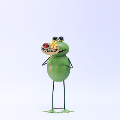 Durable Animal Garden Ornament Anthropomorphic Metal Frog Yard Art