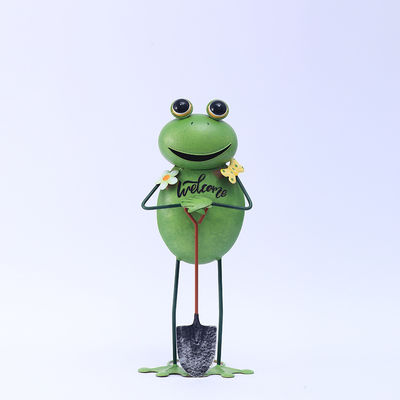 Durable Animal Garden Ornament Anthropomorphic Metal Frog Yard Art