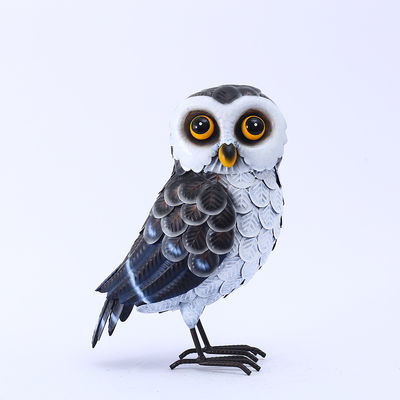 Lifelike Metal Yard Ornaments Customized Metal Owl Yard Art Creative