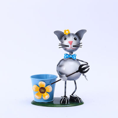 Recycled Metal Yard Ornaments Handicraft Metal Cat Garden Decor OEM