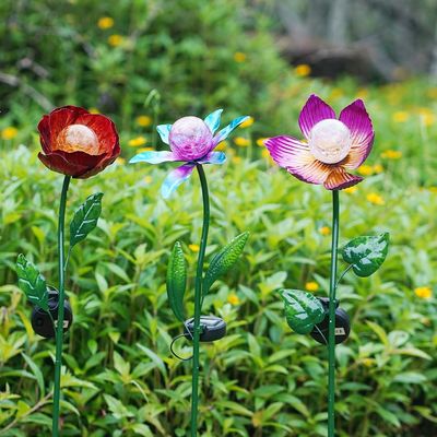 Unique Solar Garden Ornament Lifelike Solar Powered Yard Decor IP44