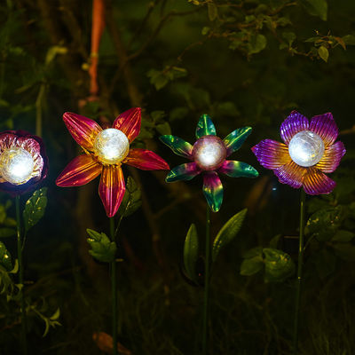 Unique Solar Garden Ornament Lifelike Solar Powered Yard Decor IP44