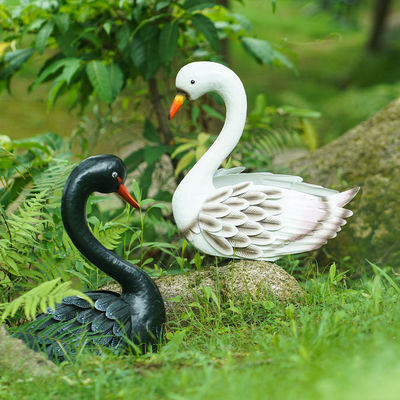 Vivid Metal Swan Animal Garden Ornament Outdoor Accoutrements