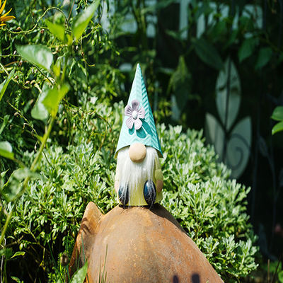 Small Gnome Metal Garden Ornaments Creative White Bearded Gnome Decor