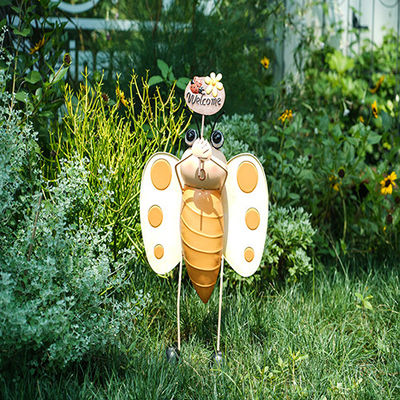 Vivid Small Metal Bee For Garden Outdoor Waterproof Standing Bee