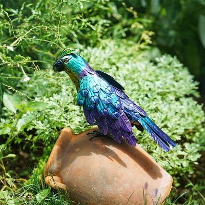 Multicolor Metal Bird Yard Ornaments Weatherproof Small Metal Animal Sculptures
