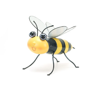 Outdoor Metal Yard Ornaments Textured Lifelike Bee Metal Decor With Glass Wings