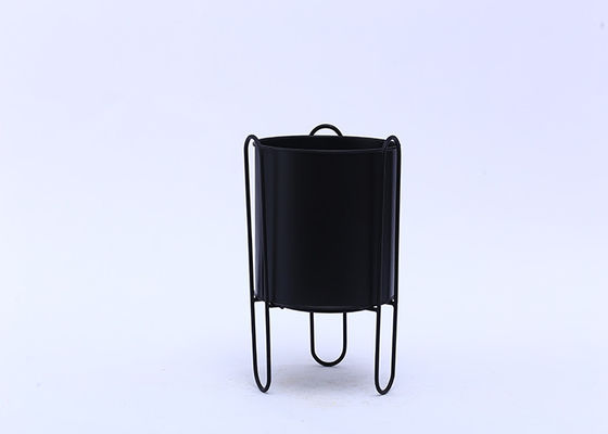 Exquisite Metal Yard Ornaments Decorations Indoor / Outdoor Garden Pot