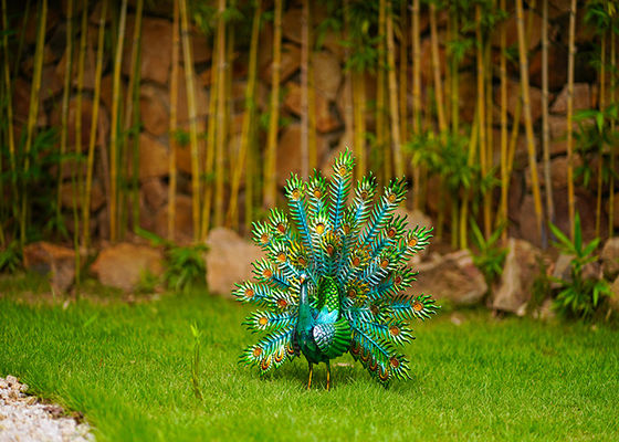 Colorful Metal Yard Ornaments Vivid Metal Peacock Garden Decoration
