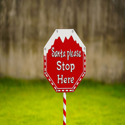 Outdoor Metal Christmas Decoration Handcrafted Christmas Sign Ornaments Standing