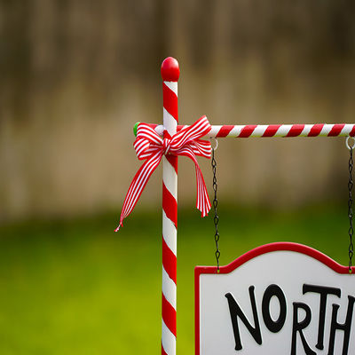 OEM / ODM Metal Christmas Decoration Metal Christmas Yard Stake Signs