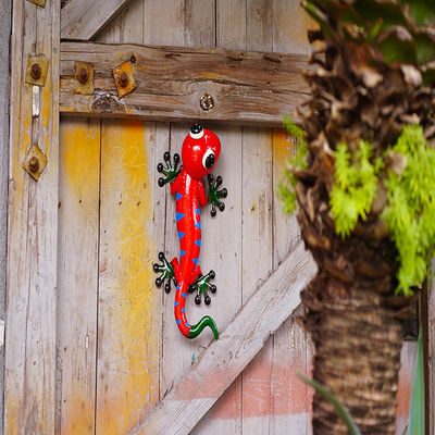 Vividly Designed Outdoor Metal Ornaments Easy to Install Weather Resistance