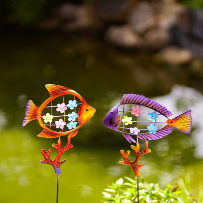 OEM Metal Yard Ornaments Multicolor Animal Garden Figurines Hollow Out Fish