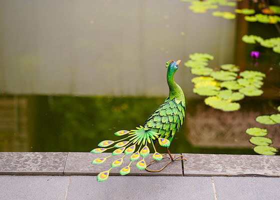 Green Metal Peacock Lawn Ornament Modern Animal Garden Decoration