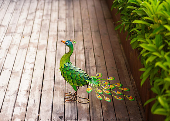 Green Metal Peacock Lawn Ornament Modern Animal Garden Decoration