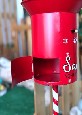 Outdoor Christmas Metal Yard Art Modern Metal Santa Post Box Standing