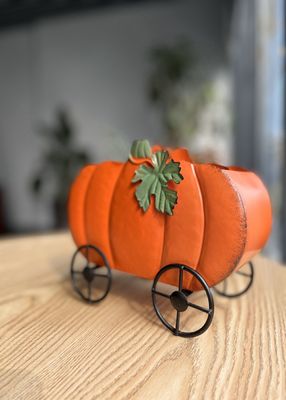Reusable Harvest Festival Decorations Waterproof Metal Pumpkin Carriage