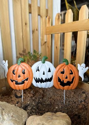 Homemade Metal Halloween Ornaments Decor Pumpkins And Ghosts