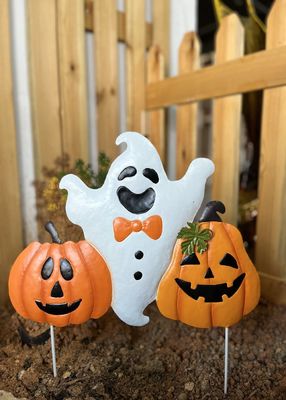 Homemade Metal Halloween Ornaments Decor Pumpkins And Ghosts