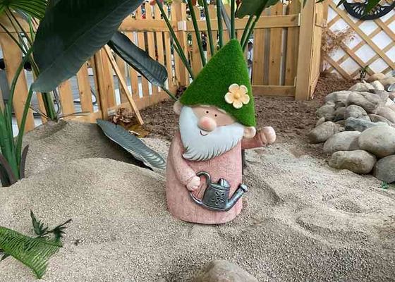 Gnome Magnesium Oxide Outdoor Furniture / Metal Lawn Ornaments Weatherproof