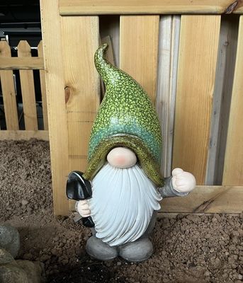 Custom Gnome Magnesium Oxide Garden Statue Rustproof With Green Dots Hat