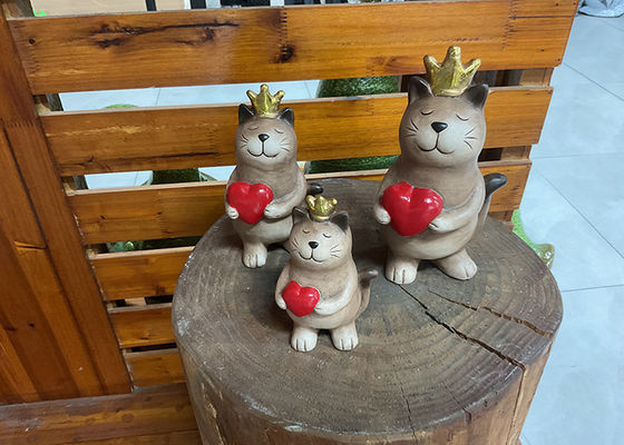 OEM / ODM Ceramic Pottery Garden Ornaments Cat Shape Decoration