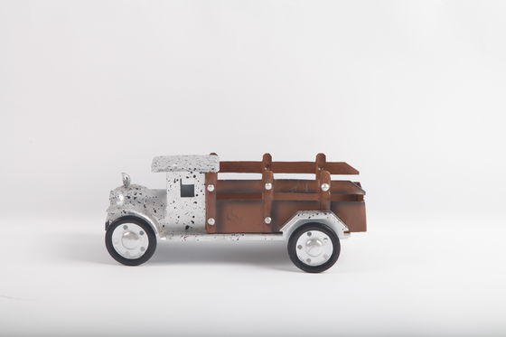 Garden Ornaments Style Metal Garden Ornaments Environmental Protection Trucks OEM