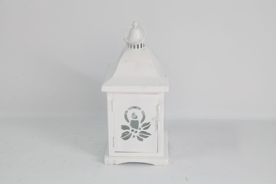 Exquisite Space At Handicrafts Lanterns for a Festive Christmas Atmosphere