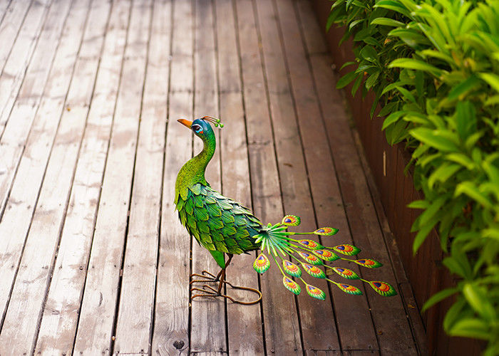 Green Metal Peacock Lawn Ornament Modern Animal Garden Decoration